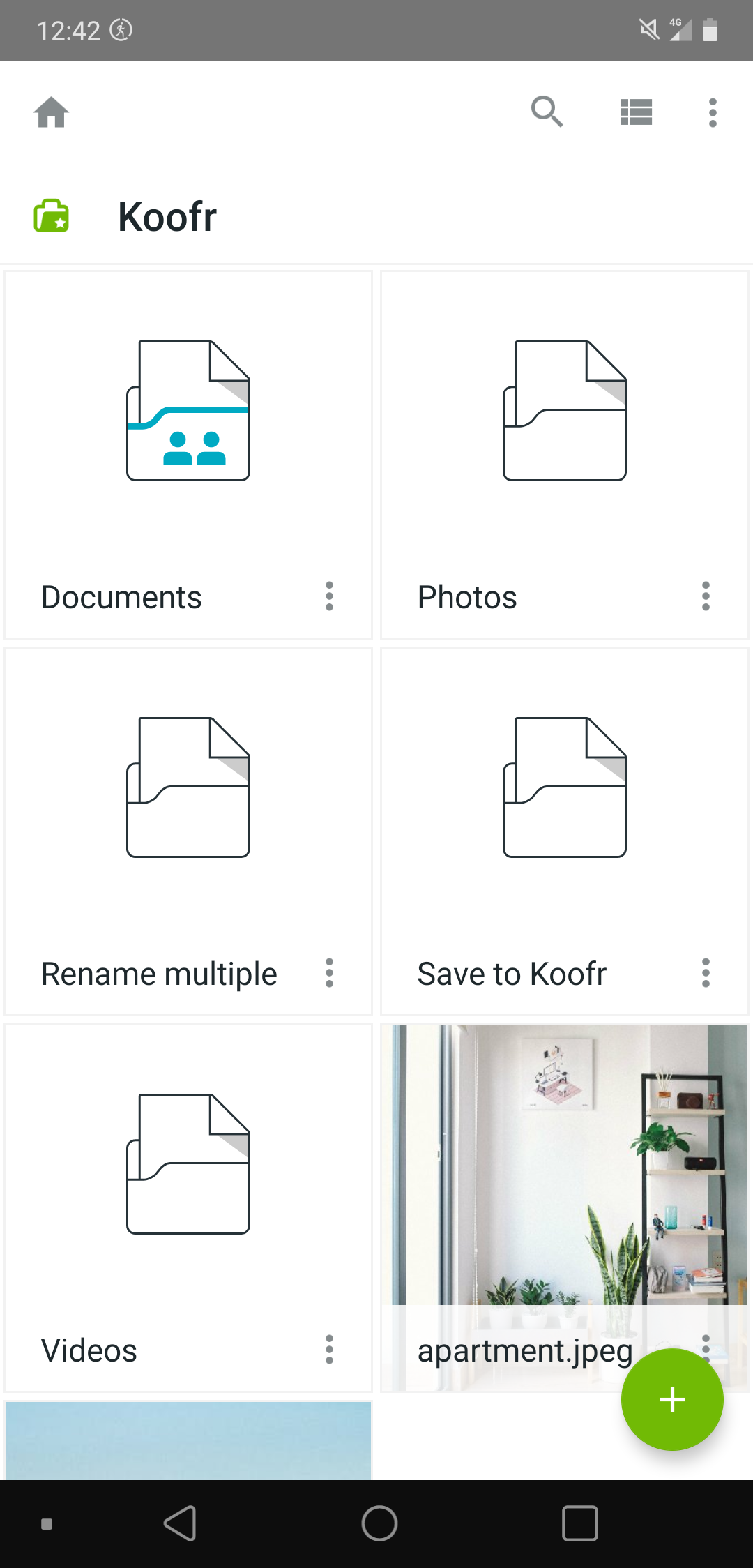Folder in Tile view in the Koofr mobile app for Android.