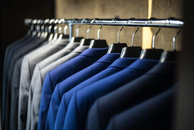 different suits on hangers - koofr blog